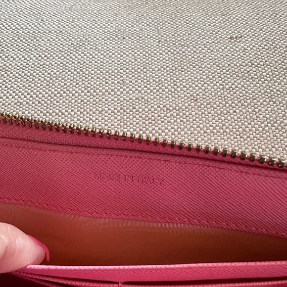 PRADA Zip around Peony Pink Saffiano Bow Wallet. - Picture 6 of 14
